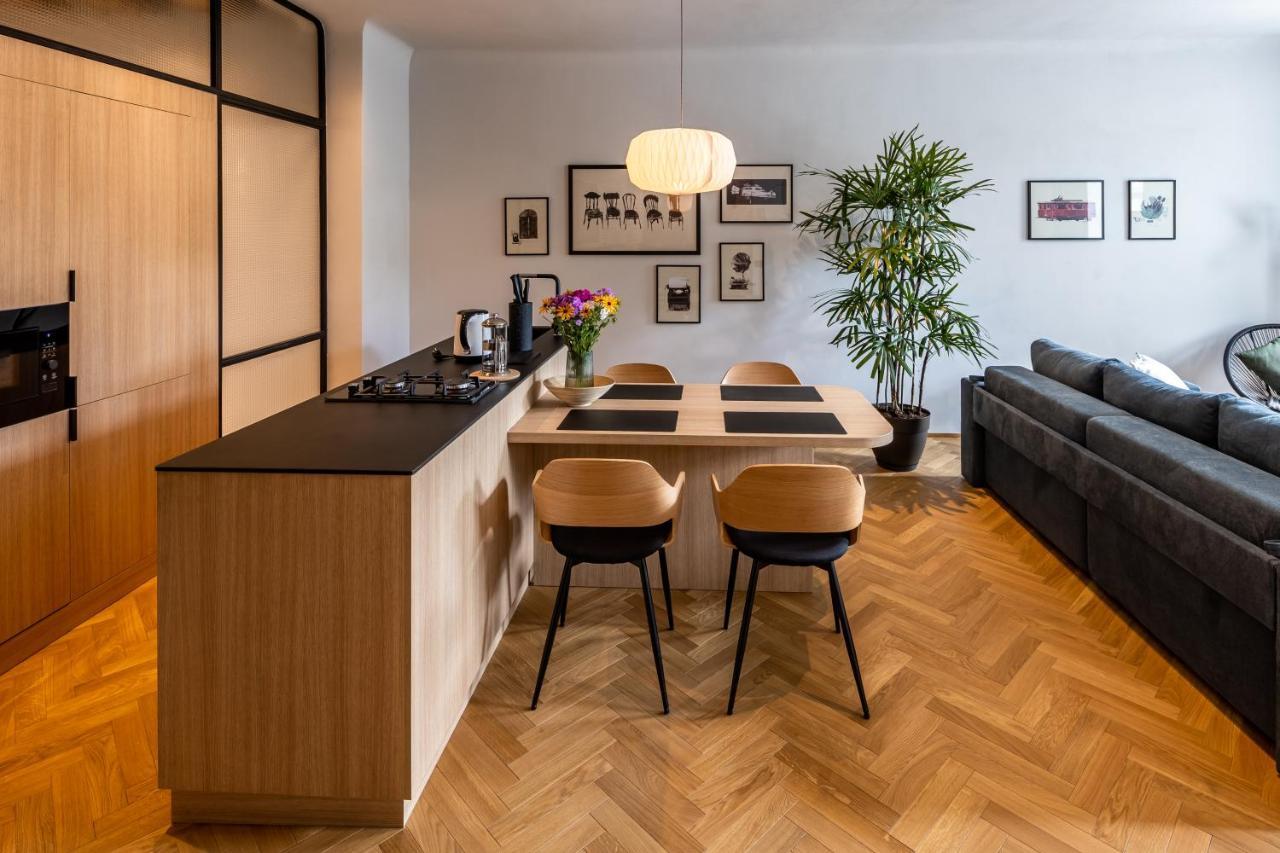 Onlviv Apartments Rynok Square 18/2 المظهر الخارجي الصورة