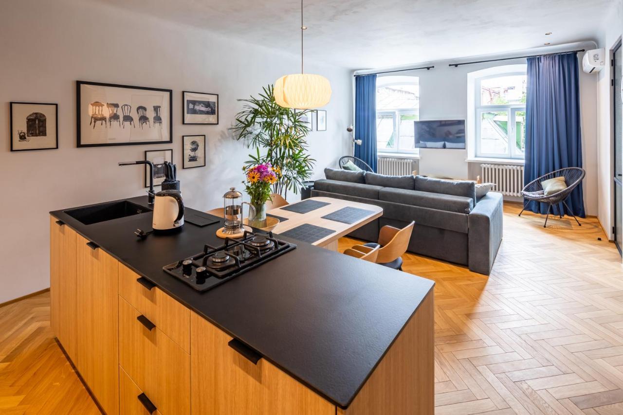 Onlviv Apartments Rynok Square 18/2 المظهر الخارجي الصورة