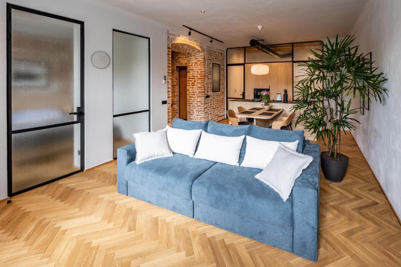 Onlviv Apartments Rynok Square 18/2 المظهر الخارجي الصورة